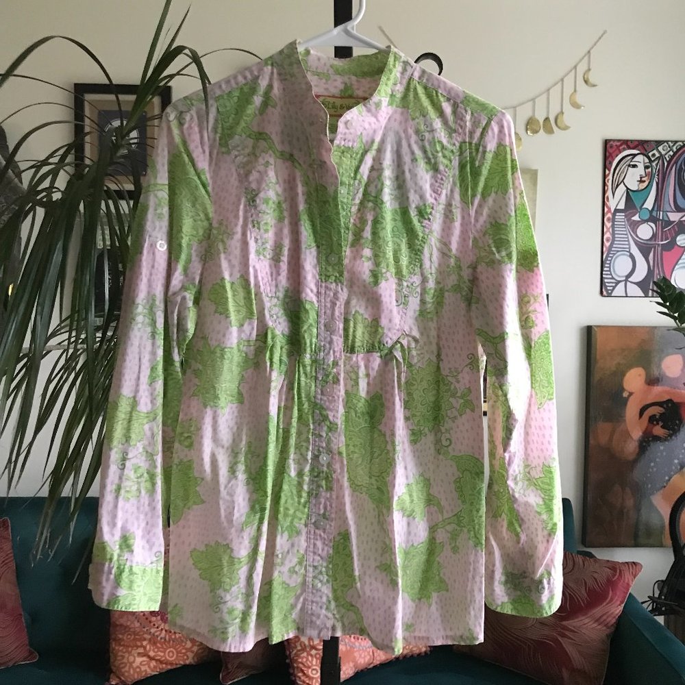 LILLY & VAN size S Pink & Green Paisley Floral Pleated Blouse Top